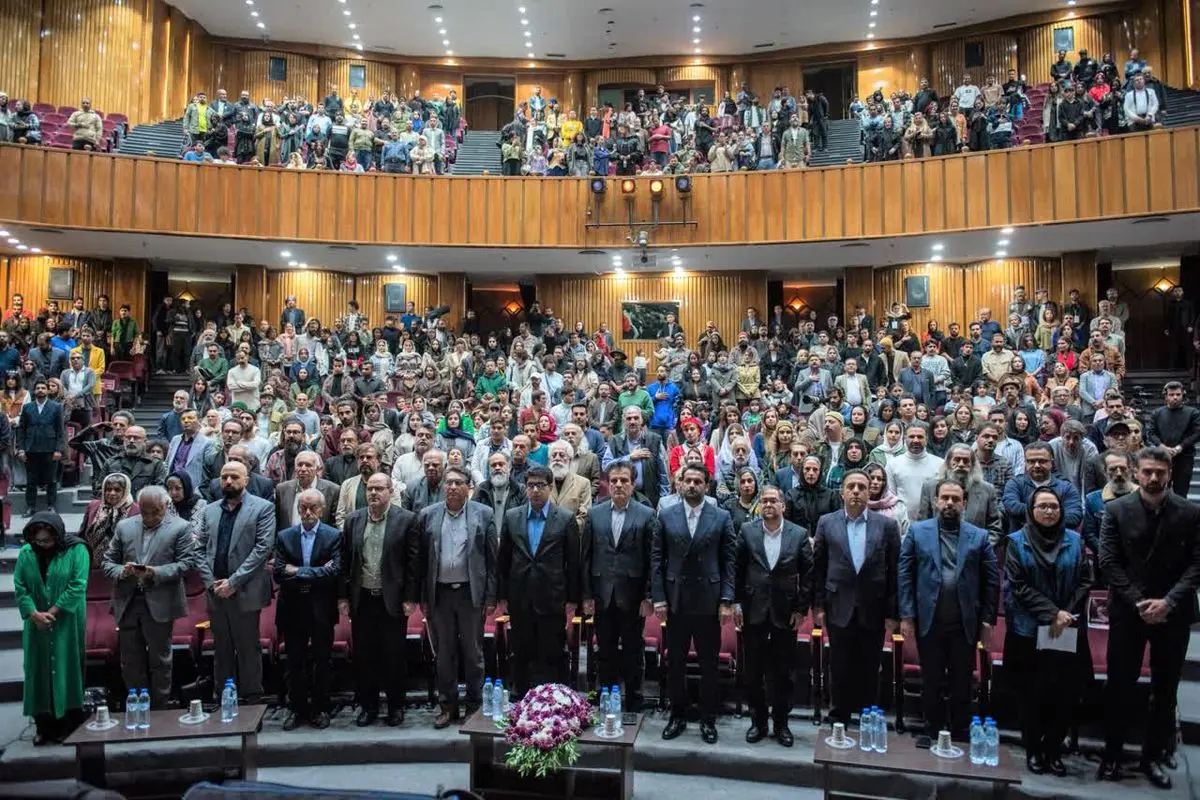 «در انتظار ملاقات با گودو»؛ «ترانسفر» و «جومن جن» جوایز را ربودند