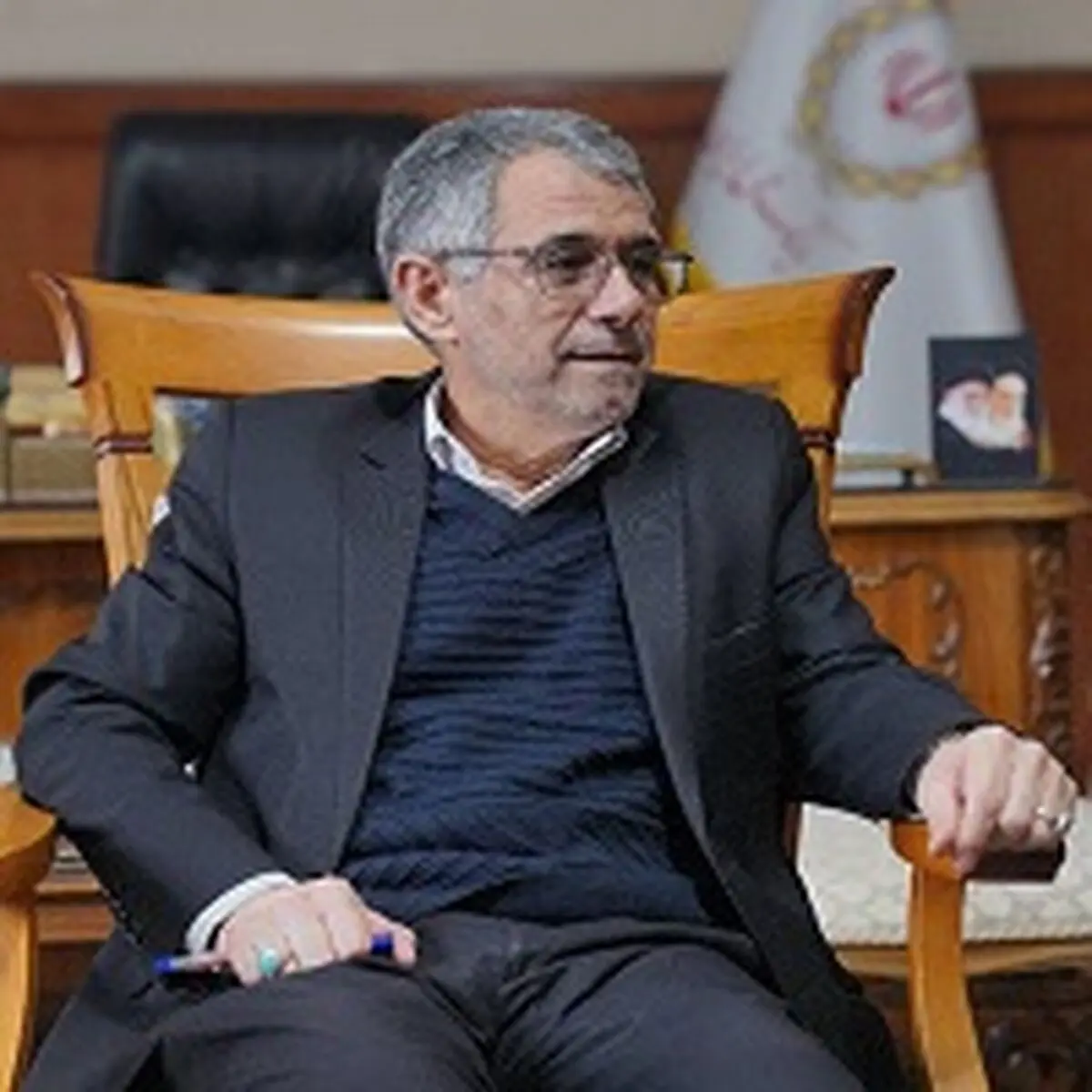 واگذاری ۷۰ همت دارایی مازاد؛ بانک ملی ایران الگوی موفق در خروج از بنگاه‌داری و حمایت از تولید/ حمایت از تولید و اشتغال گامی در جهت توسعه اقتصادی کشور