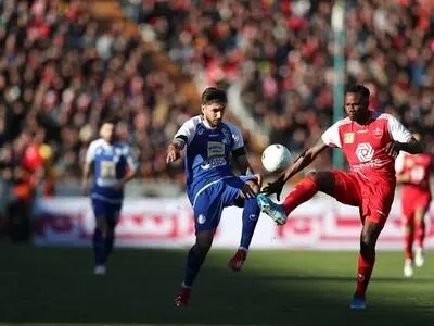 انتقام سرخ‌ها از رقیب دیرینه؛ ستاره استقلال در پرسپولیس