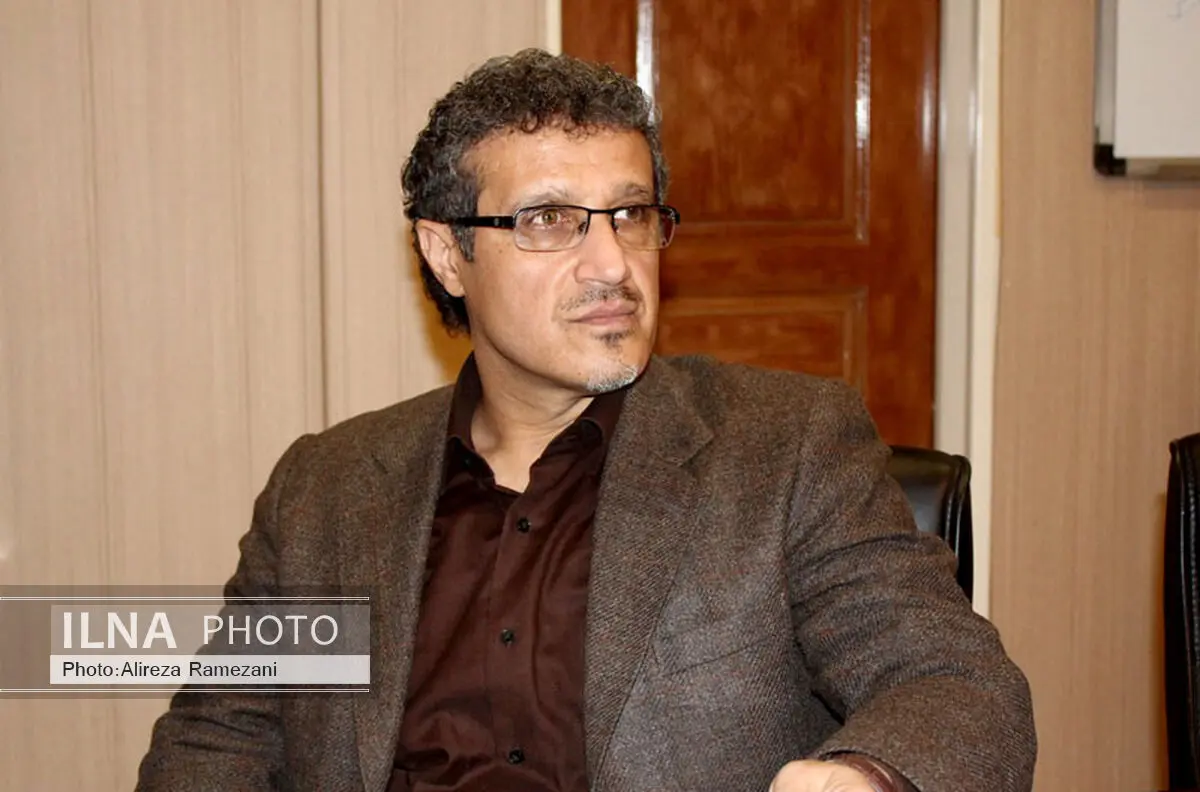 قنبرپور: بازیکنان‌‌پرسپولیس می‌دانند به فوتبال‌زیبا امتیاز نمی‌دهند/ باید از سد سایپا بگذریم