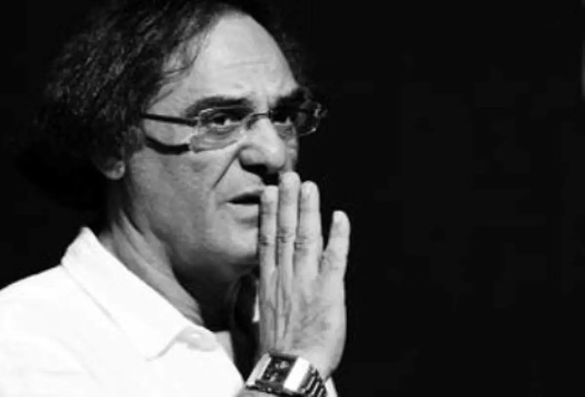 نمایش "در اعماق" با سخنرانی قطب‌الدین صادقی افتتاح شد