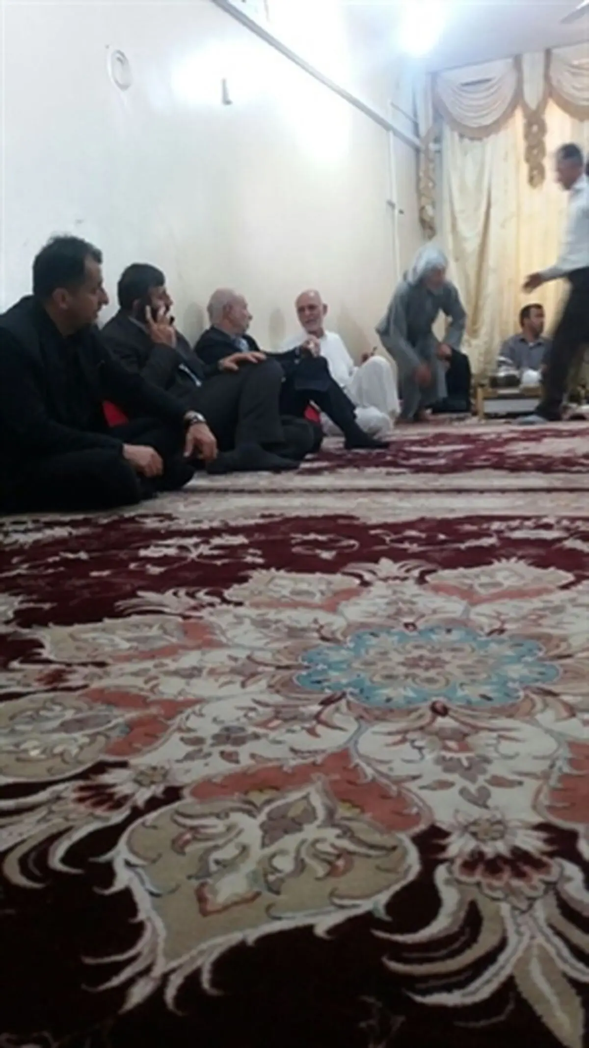 دیدار معاونین استاندار خوزستان با خانواده کودک فوت شده اهوازی 