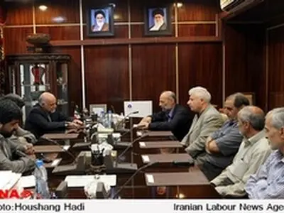 بیکاری منجر به بروز فساد، ناآرامی و التهابات اجتماعی می شود