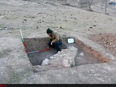 کشف خمره‌های سفالی در رودبار و تالشان/مرمت بخش شرقی قلعه رودخان آغاز شد