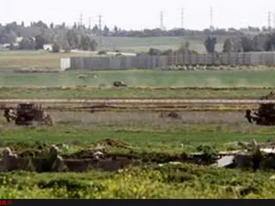 تیراندازی و پیشروی نظامیان صهیونیست در اراضی شرق رفح 