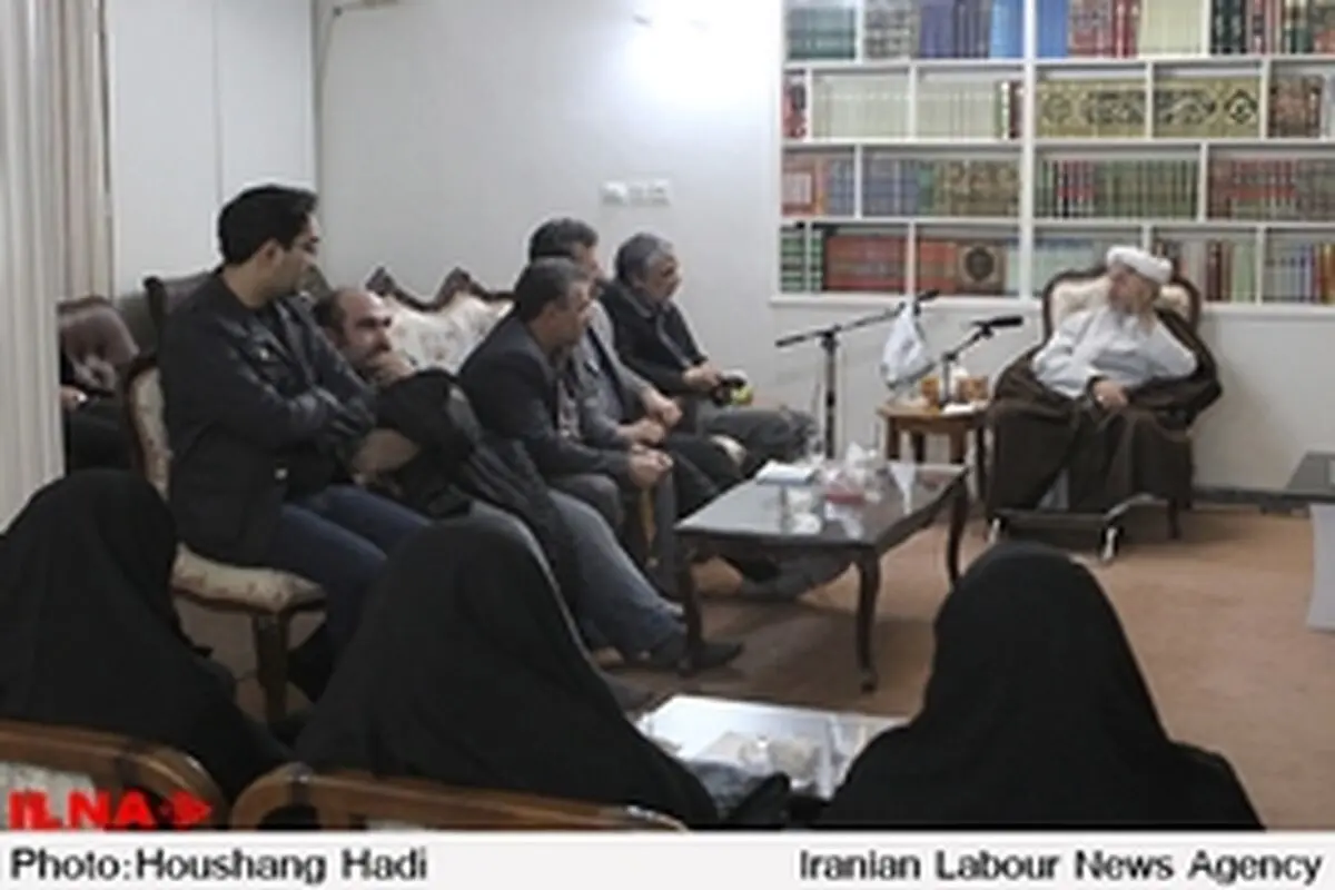 امام خمینی(س) مخالف گداپروری بود