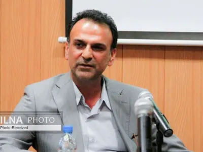 ساختار پژوهشی در ایران مانع از کار گروهی است/ پژوهش‌هایی که به پایه‌های قدرت سیاسی برمی‌خورند، متوقف می‌شوند 