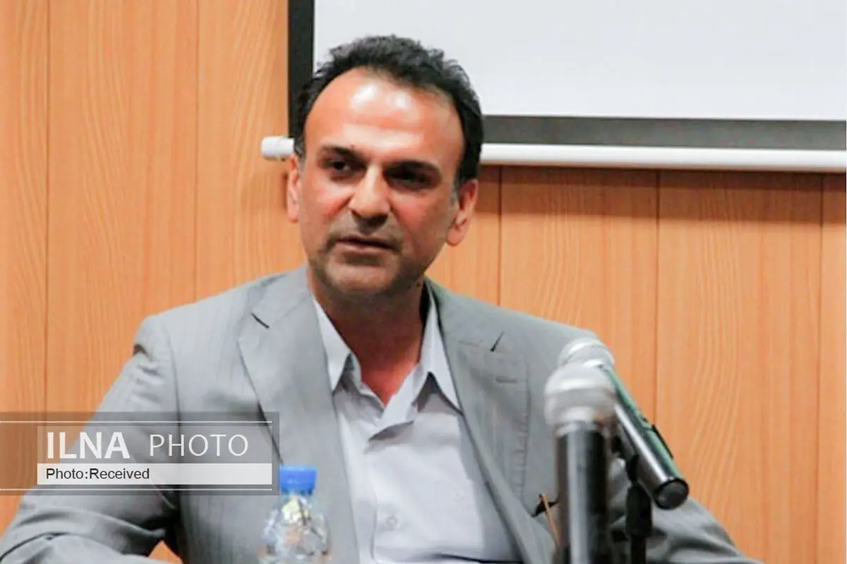ساختار پژوهشی در ایران مانع از کار گروهی است/ پژوهش‌هایی که به پایه‌های قدرت سیاسی برمی‌خورند، متوقف می‌شوند 
