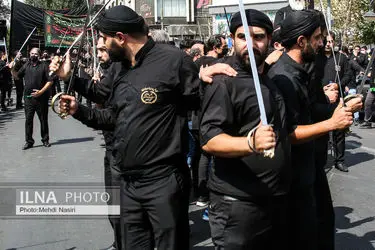 ویدئو/ مراسم تاسوعای حسینی درمنیریه تهران 