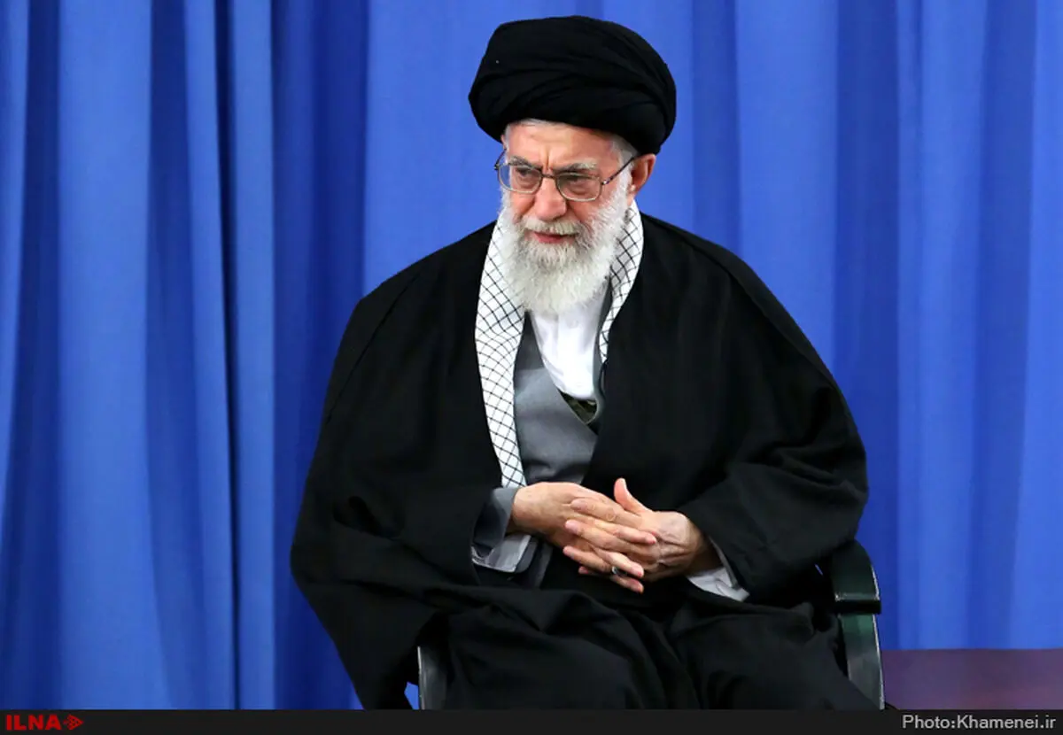 آیة الله خامنئی: مؤتمر البحرین محاولة امیرکیة عبثیة