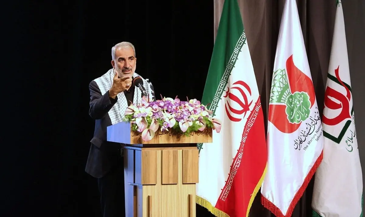 سردمداران نهضت امام خمینی (ره) اغلب معلمان بودند