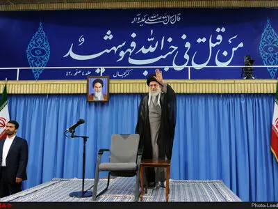 دیدار جمعی از خانواده‌های شهدای منا و حادثه مسجدالحرام با رهبر معظم انقلاب 