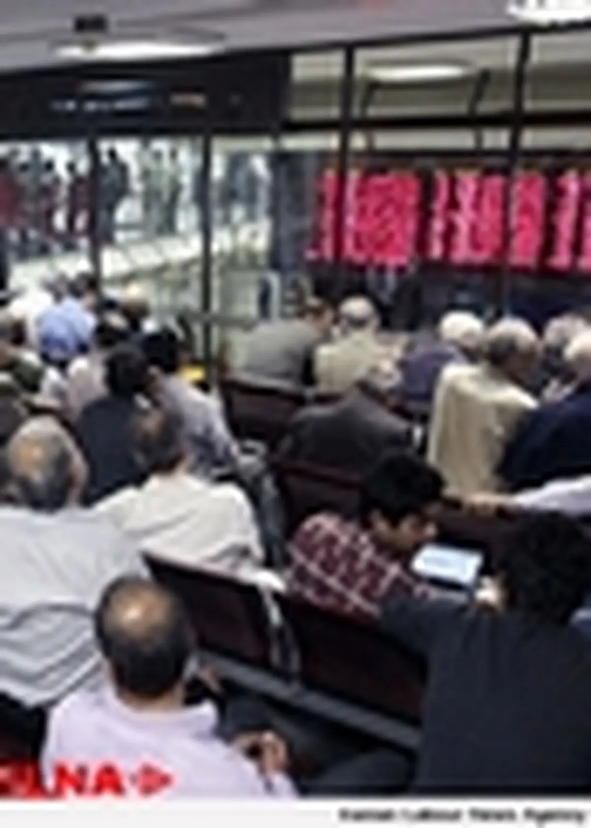 سقوط شاخص بورس به کانال ۶۷ هزار واحدی
