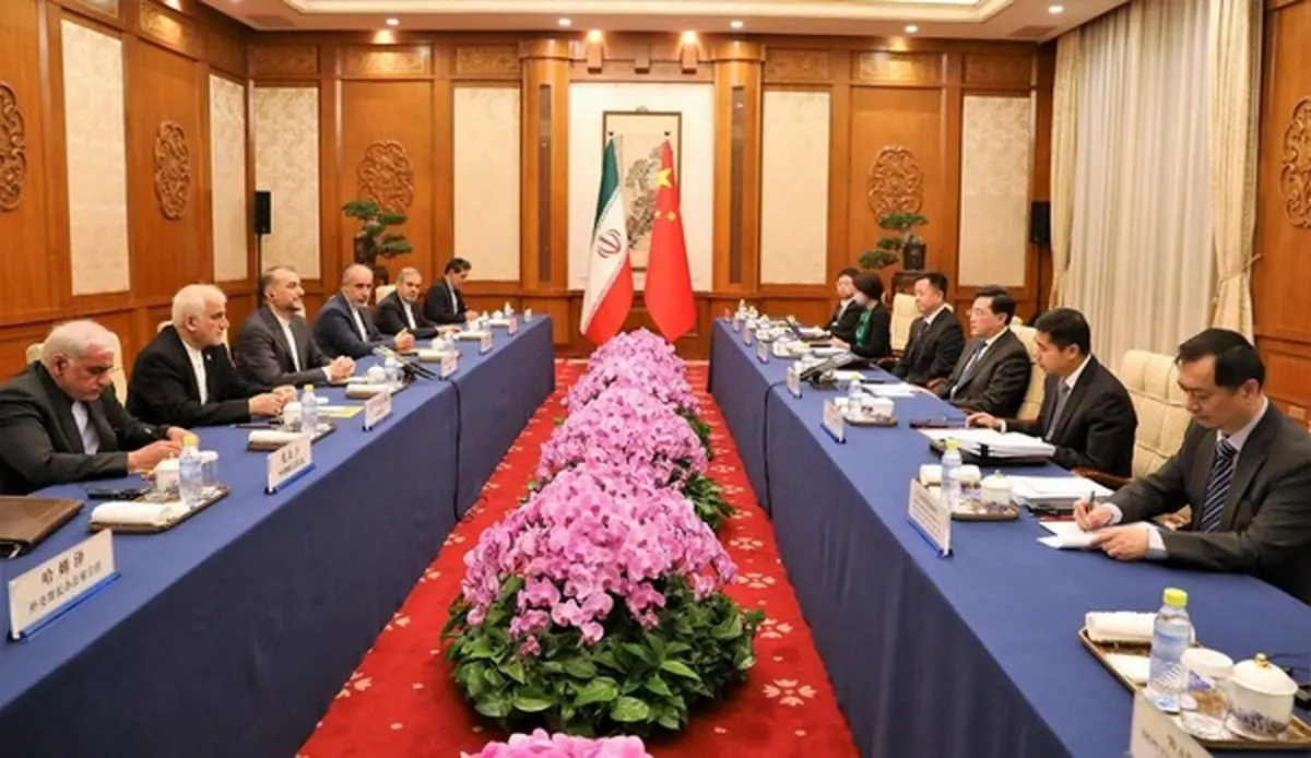 Iranian, Chinese FMs meet in Beijing