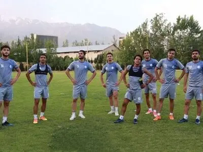 تمرینات استقلال باز هم در انقلاب