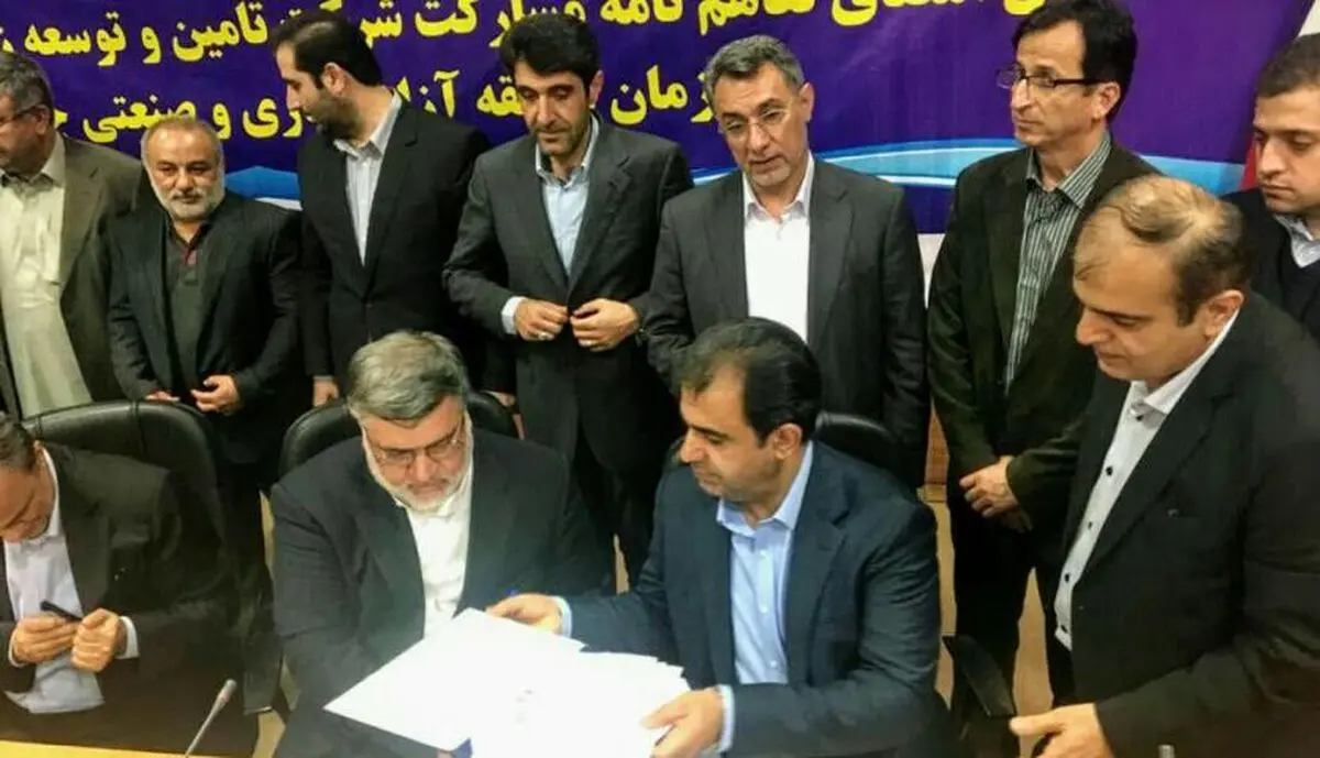 امضاء تفاهمنامه مشارکت در طرح نمک‌زدایی و انتقال آب دریای عمان به ۳ استان شرقی 