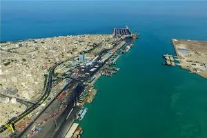 آغاز لایروبی بندر بوشهر برای پذیرش کشتی‌های ۵۰ هزار تنی 