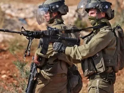 بازداشت ۱۱ فلسطینی توسط نظامیان صهیونیست در کرانه غربی