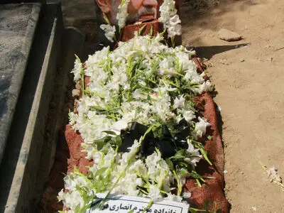 گزارش تصویری مراسم تدفین مرحوم انصاری فرد