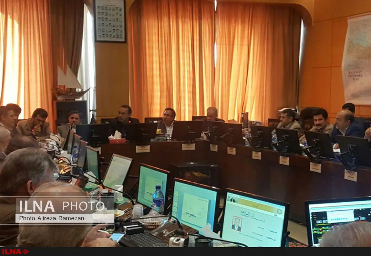توضیحات آخوندی درباره علت وقوع سانحه قطار قانع کننده بود
