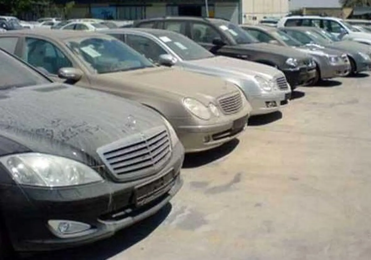 سفارت قزاقستان خودروهای وارداتی را مرجوع نکند، حراج می‌کنیم
