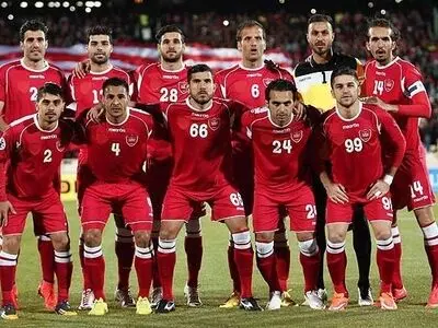 ترکیب پرسپولیس برابر گسترش فولاد 