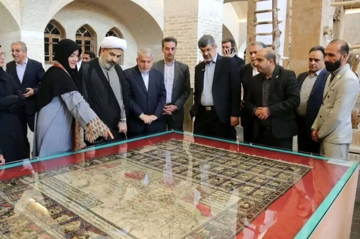بازدید وزیر میراثفرهنگی از بزرگترین گنجینه بافتههای تاریخی خاورمیانه