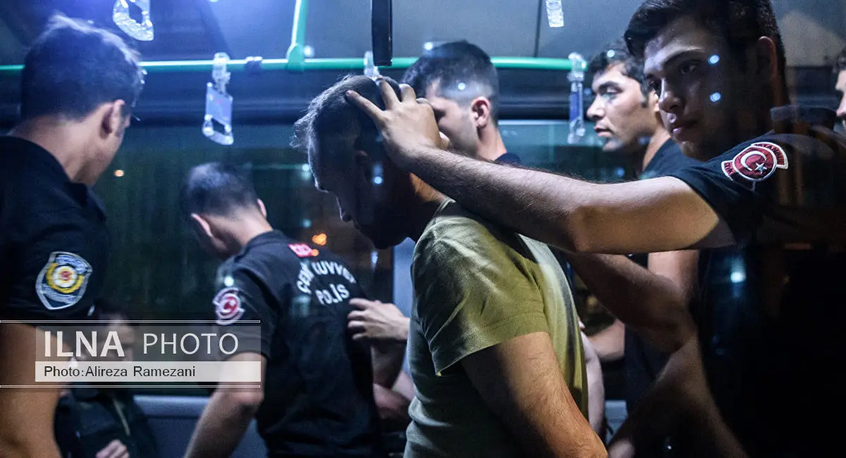 روزنامه‌نگار فرانسوی اخراج می‌شود
