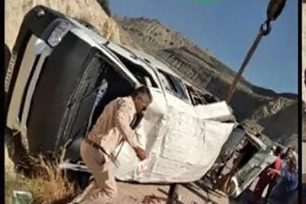 مرگ 2 زائر اصفهانی در سانحه واژگونی " وَن " در گچساران 