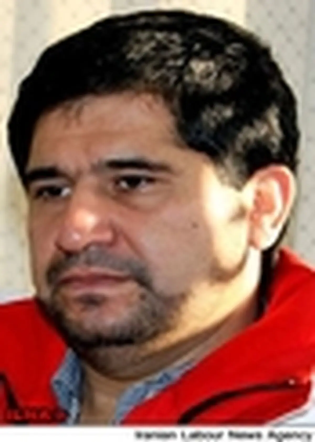 اسکان اضطراری ۹۵۰ تن از گرفتاران در برف و کولاک / رهاسازی ۴۹۰ دستگاه خودرو
