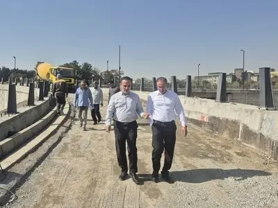 همکاری دانشگاه آزاد برای مدیریت ترافیک بلوار شهید موذن ضروری است