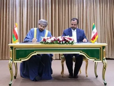 امضای چهار سند همکاری میان مقامات ایران و عمان