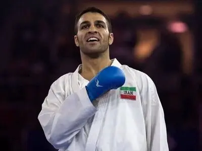 ملت ایران جان می‌دهند، اما خاک نمی‌دهند