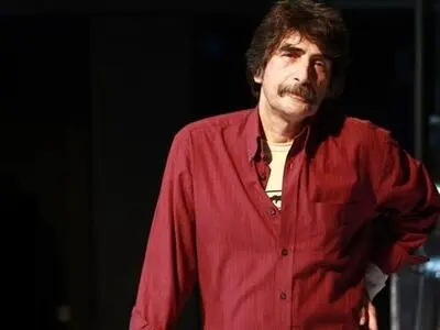 «چهره‌ام پوشیده بهتر» در نمایشگاه کتاب رونمایی می‌شود/ اردیبهشت؛ زمان انتشار فراخوان جایزه بنیاد