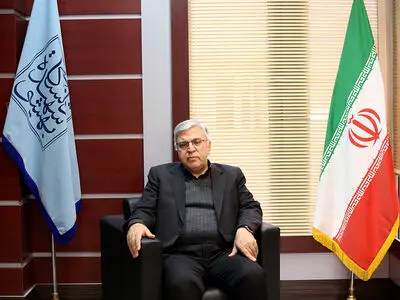 کار سیاسی کردن برای اساتید ممنوع است/ کمیته انضباطی دو ماه است که هیچ پرونده‌ای ندارد/ با یک استاد به دلایل علمی و التهابات سال گذشته قطع همکاری کردیم