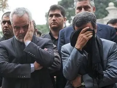 احمدی‌نژاد به معاون اولش تسلیت گفت