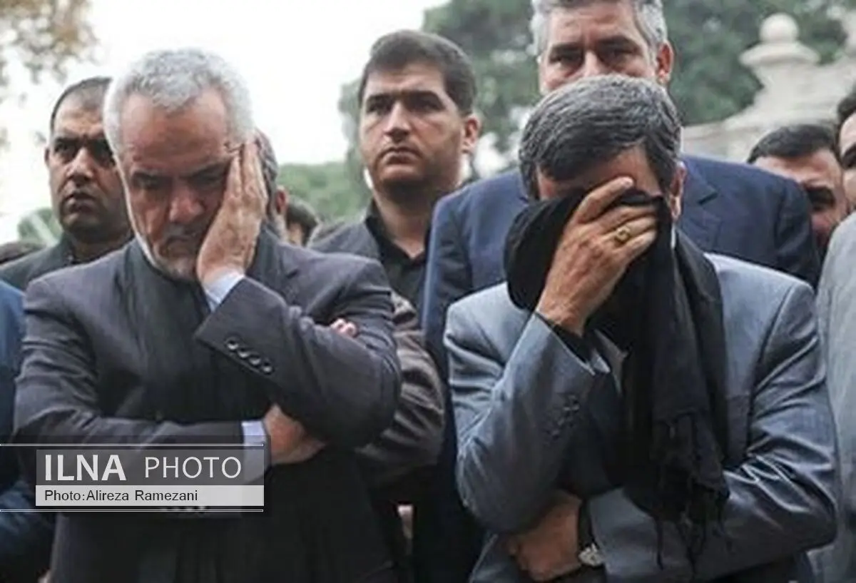 احمدی‌نژاد به معاون اولش تسلیت گفت