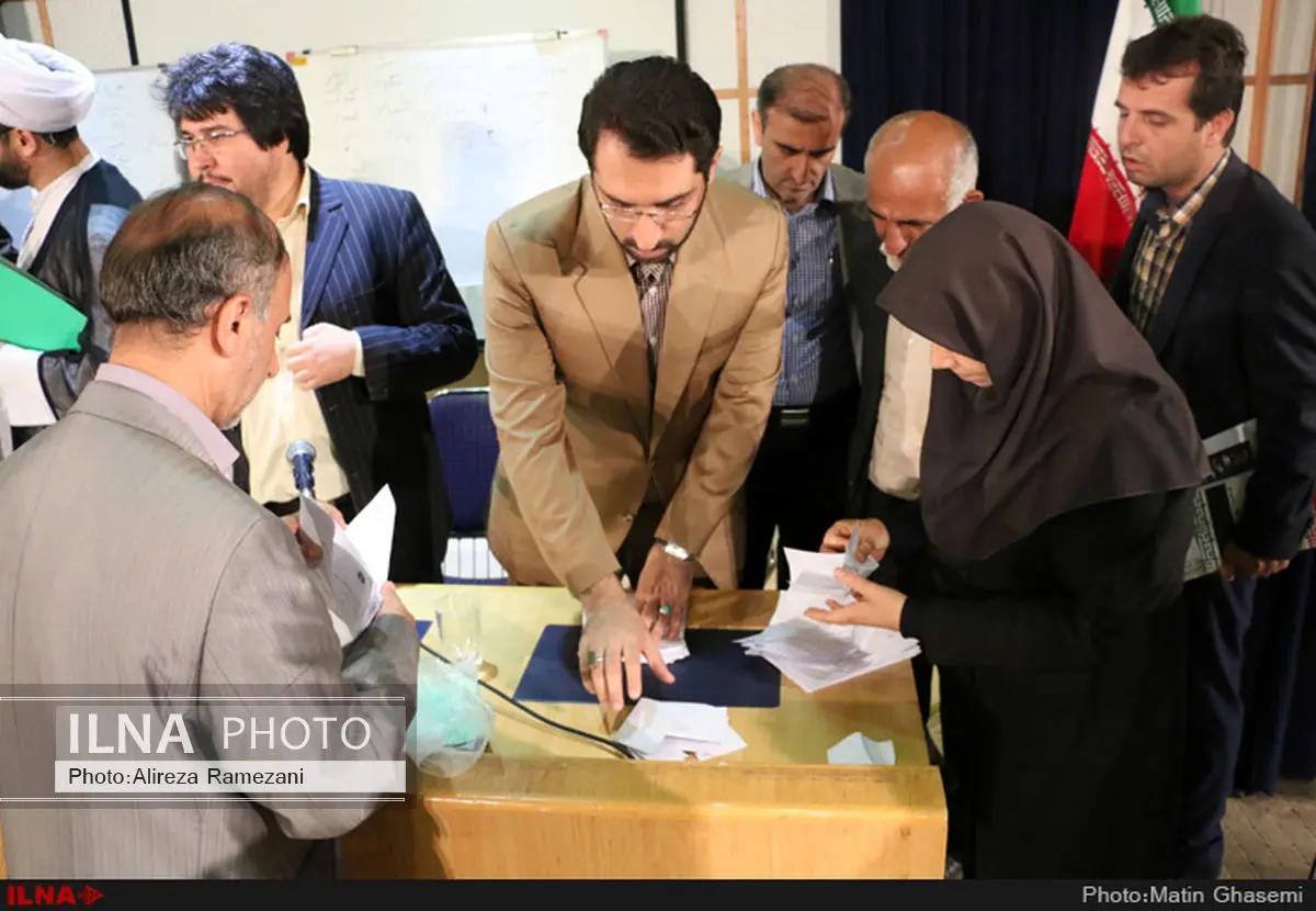 انتخابات هیات رئیسه مجمع عمومی خانه احزاب آغاز شد