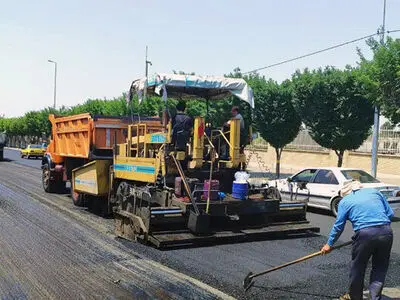 توزیع ۹ هزار تن آسفالت در بلوار خوارزمی در حصارک