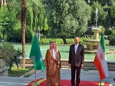 امیرعبداللهیان با «بن‌فرحان» دیدار کرد