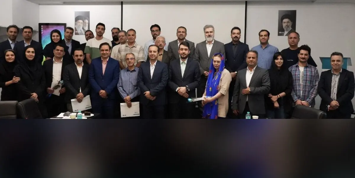 از ایده‌پردازی بومی تا رکورد 66 هزار پیش‌بینی/ «دی‌کاپ» چگونه بیمه را به میان مردم برد؟