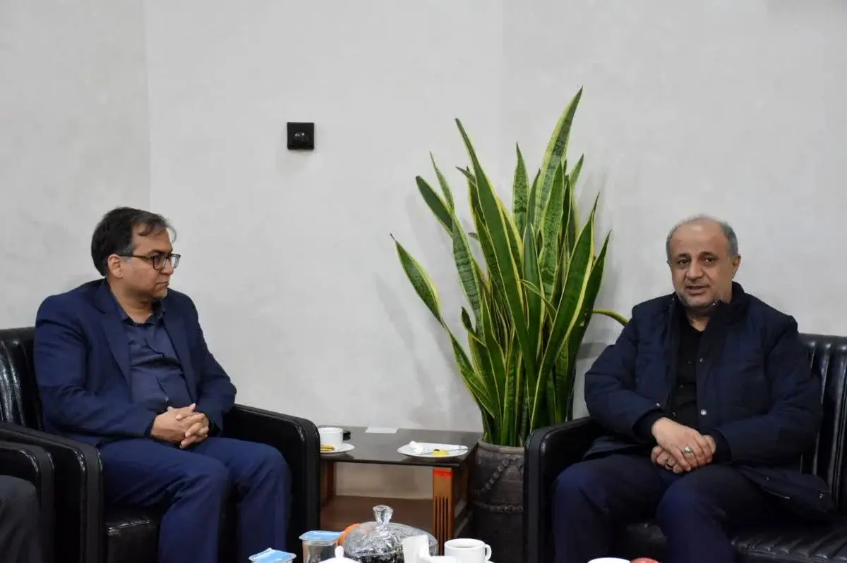 فارس باید به قطب اکتشافات فناورانه و بهره‌برداری علمی تبدیل شود