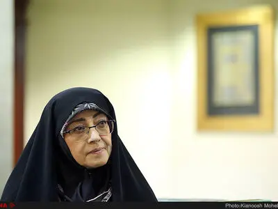 مملکت متعلق به چند نفر خاص نیست/ لاریجانی و جهانگیری سال‌ها تجربه اندوخته‌اند/ نباید اشخاص ناپخته‌ای که توانایی تشخیص مصالح نظام را ندارند، روی کار بیایند
