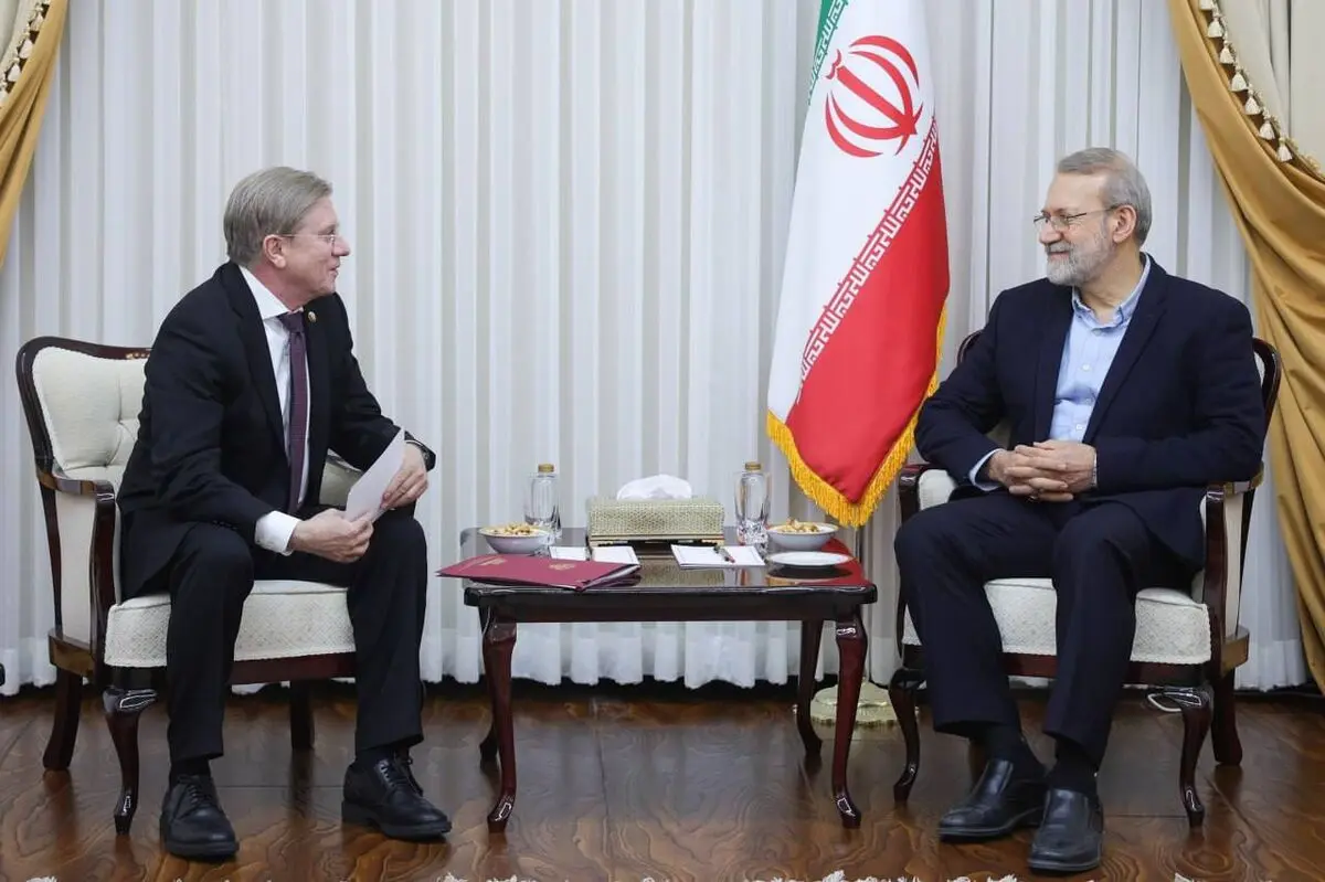 معاون نخست‌وزیر روسیه با لاریجانی دیدار کرد