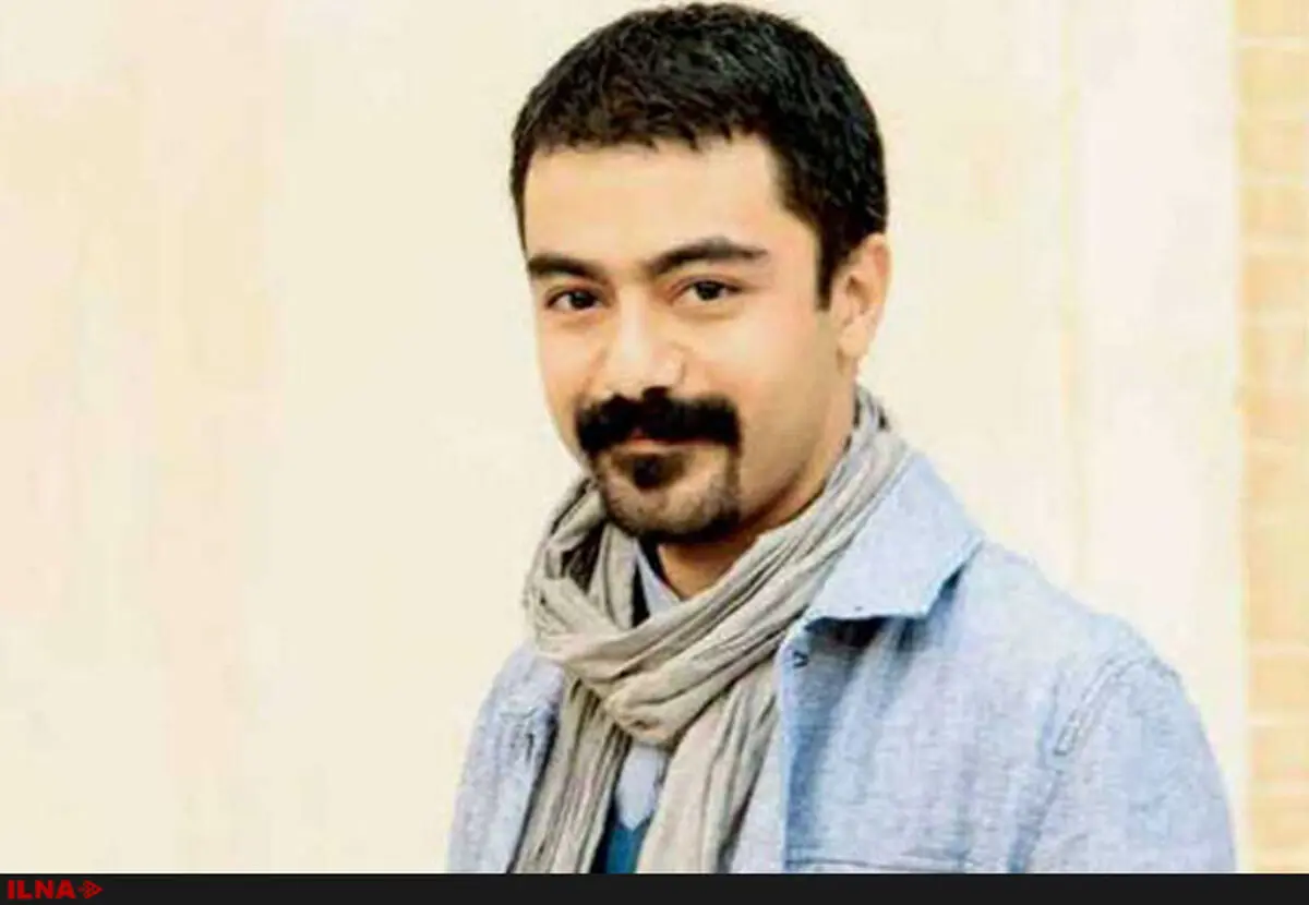 بعضی کاسب تحریم‌اند بعضی هم کاسب رایت