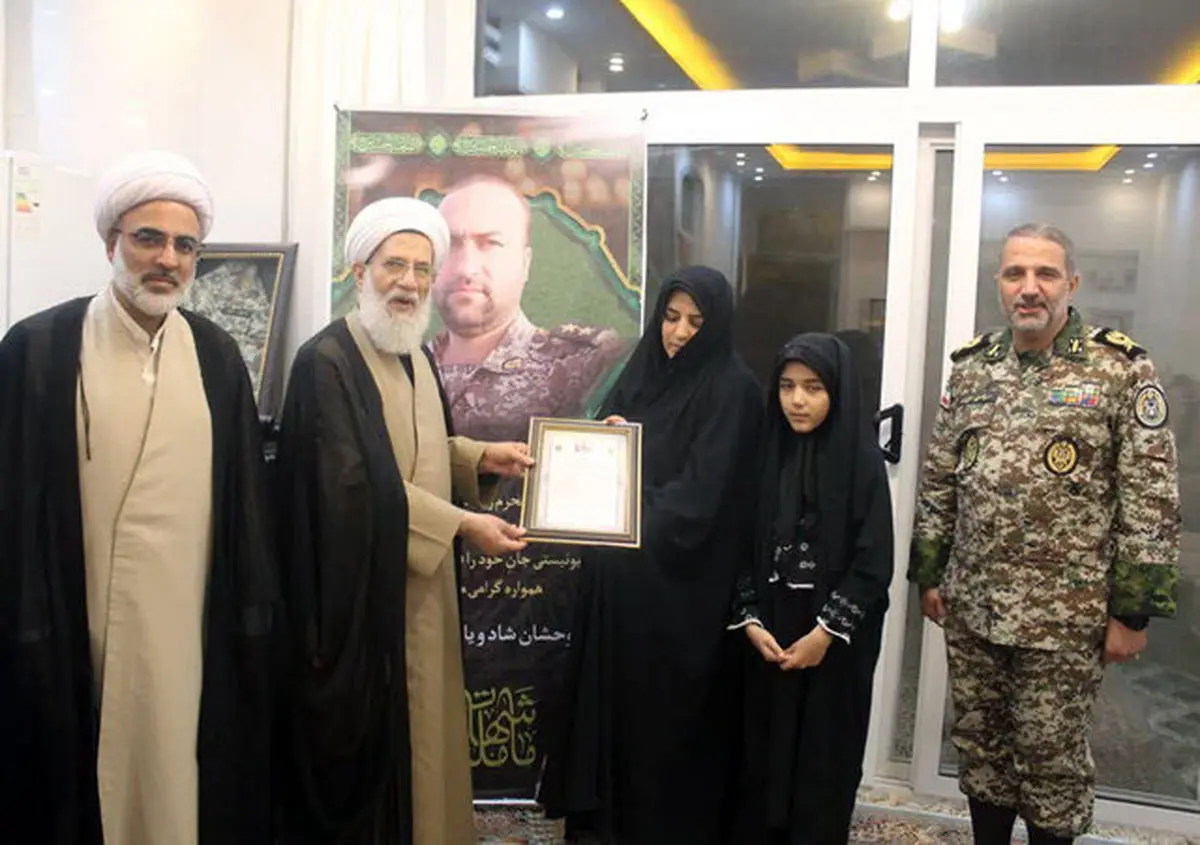ملتی که ارادهاش قوی بماند، پیروز است