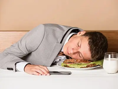 بعد از غذا این ۷ کار را انجام ندهید