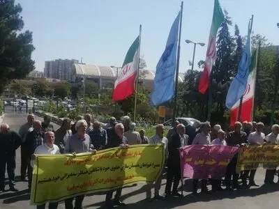 تجمع بازنشستگان مخابرات در برخی شهرها