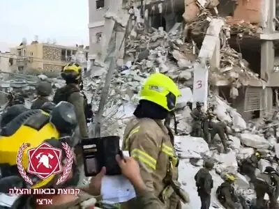 تصویری کامل‌تر از محل اصابت موشک ایران به جنوب تل‌آویو