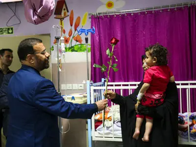 نقش کادر درمان در شرایط موجود کشور، حیاتی است